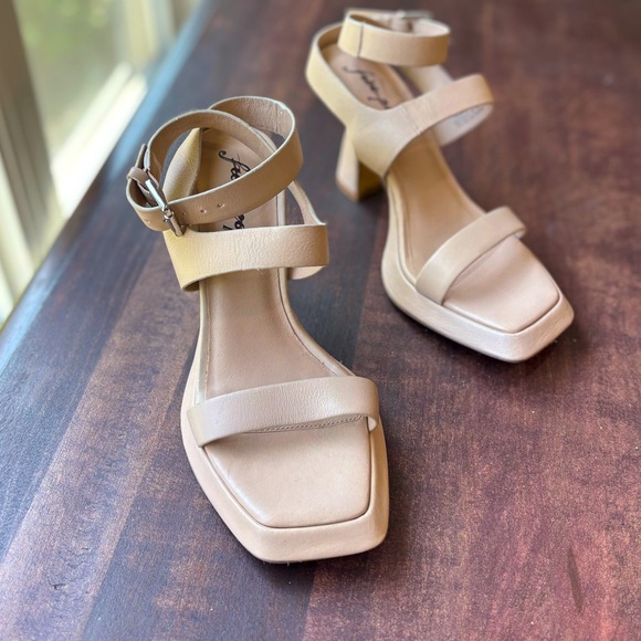 Free People - Candice Heels - Picture 4 of 11